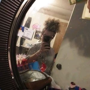 Meet your Posher, Lia